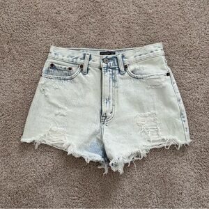 Abercrombie & Fitch Annie High Rise Short